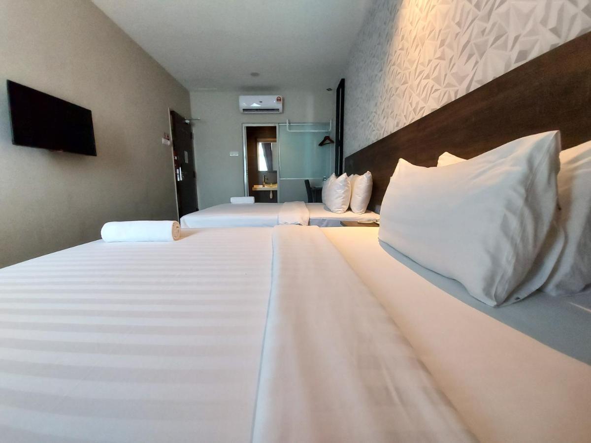 Miico Hotel @ Mount Austin Johor Bahru Kültér fotó