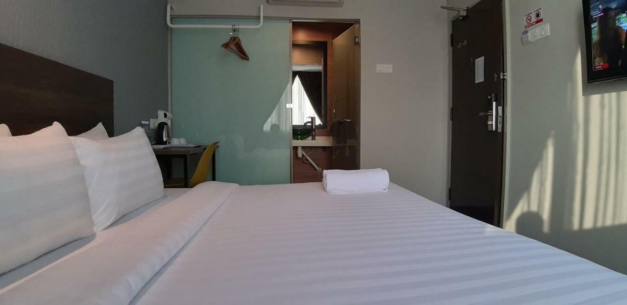 Miico Hotel @ Mount Austin Johor Bahru Kültér fotó
