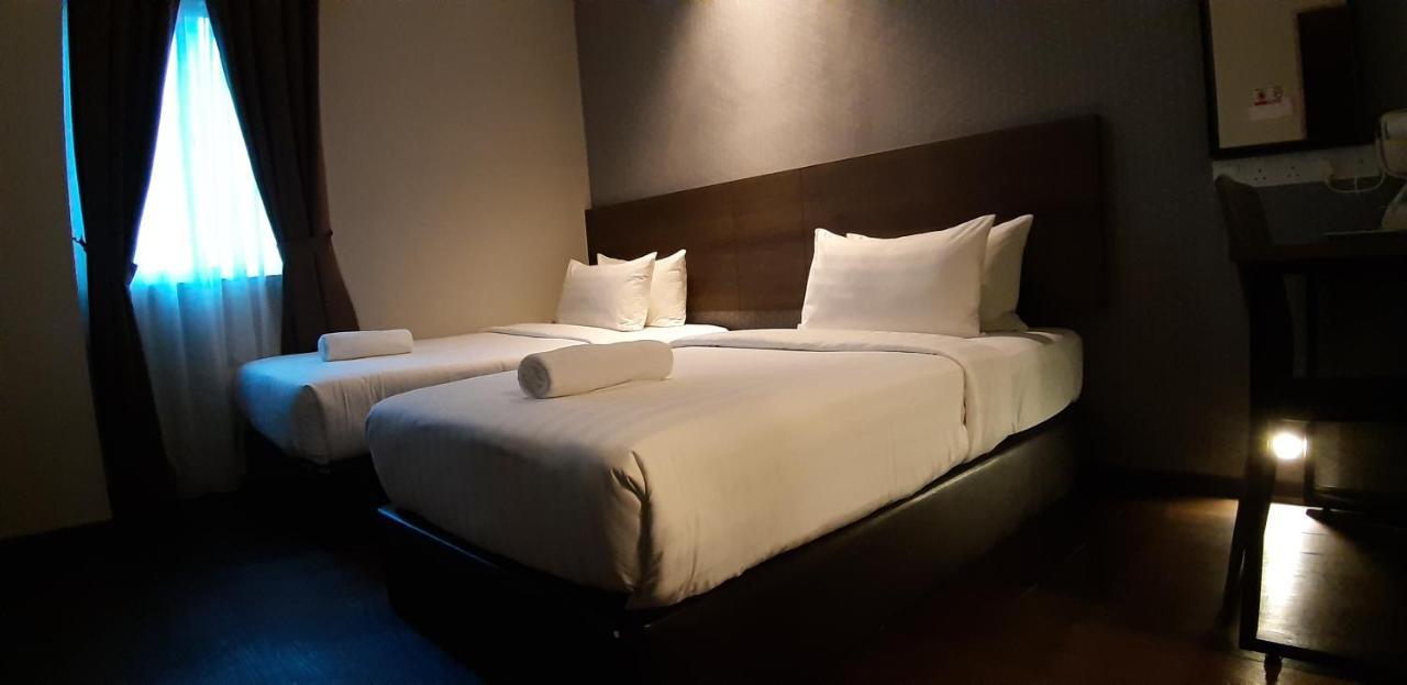 Miico Hotel @ Mount Austin Johor Bahru Kültér fotó