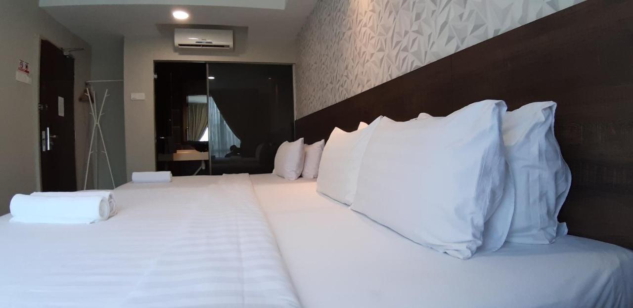 Miico Hotel @ Mount Austin Johor Bahru Kültér fotó
